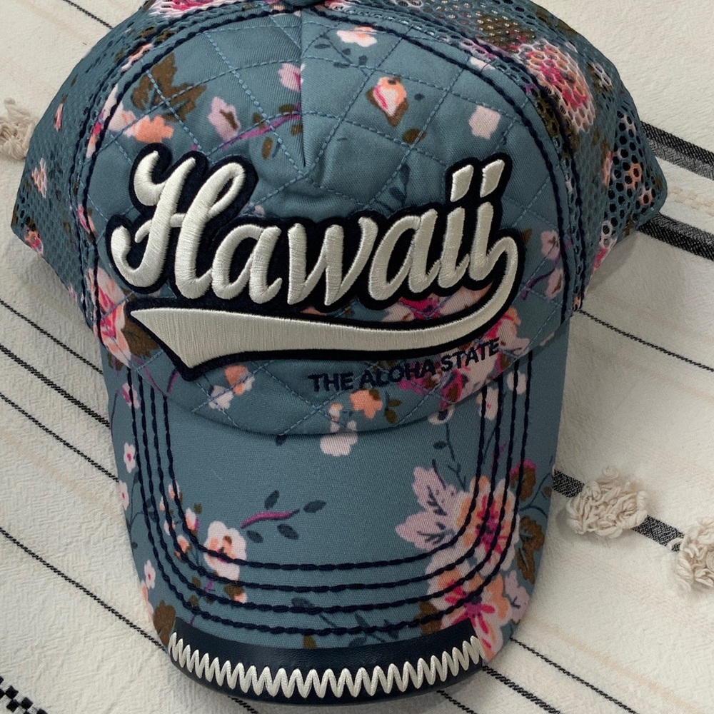 Robin Ruth Blue Quilted and mesh Floral 'Hawaii' Baseball Cap